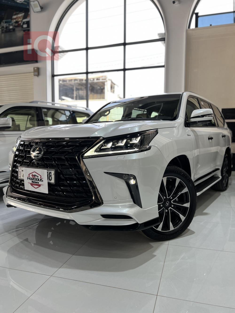 Lexus LX